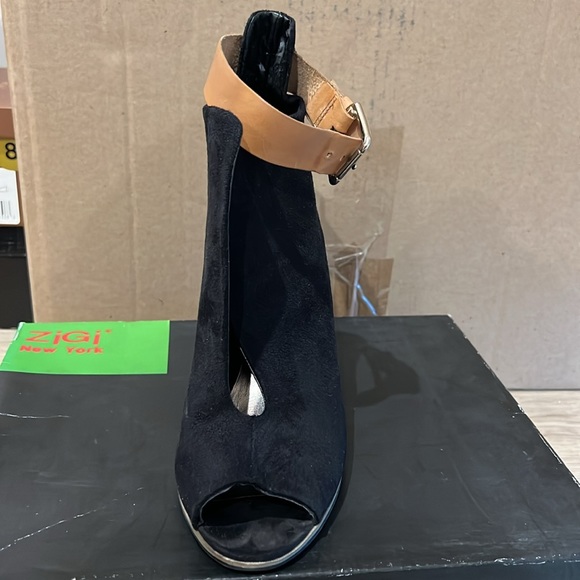 Zigi NY Wedges - Picture 6 of 10